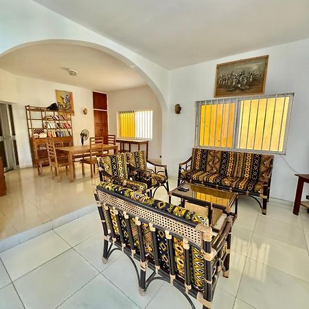 Guesthouse Cocotiers Κοτονού Εξωτερικό φωτογραφία