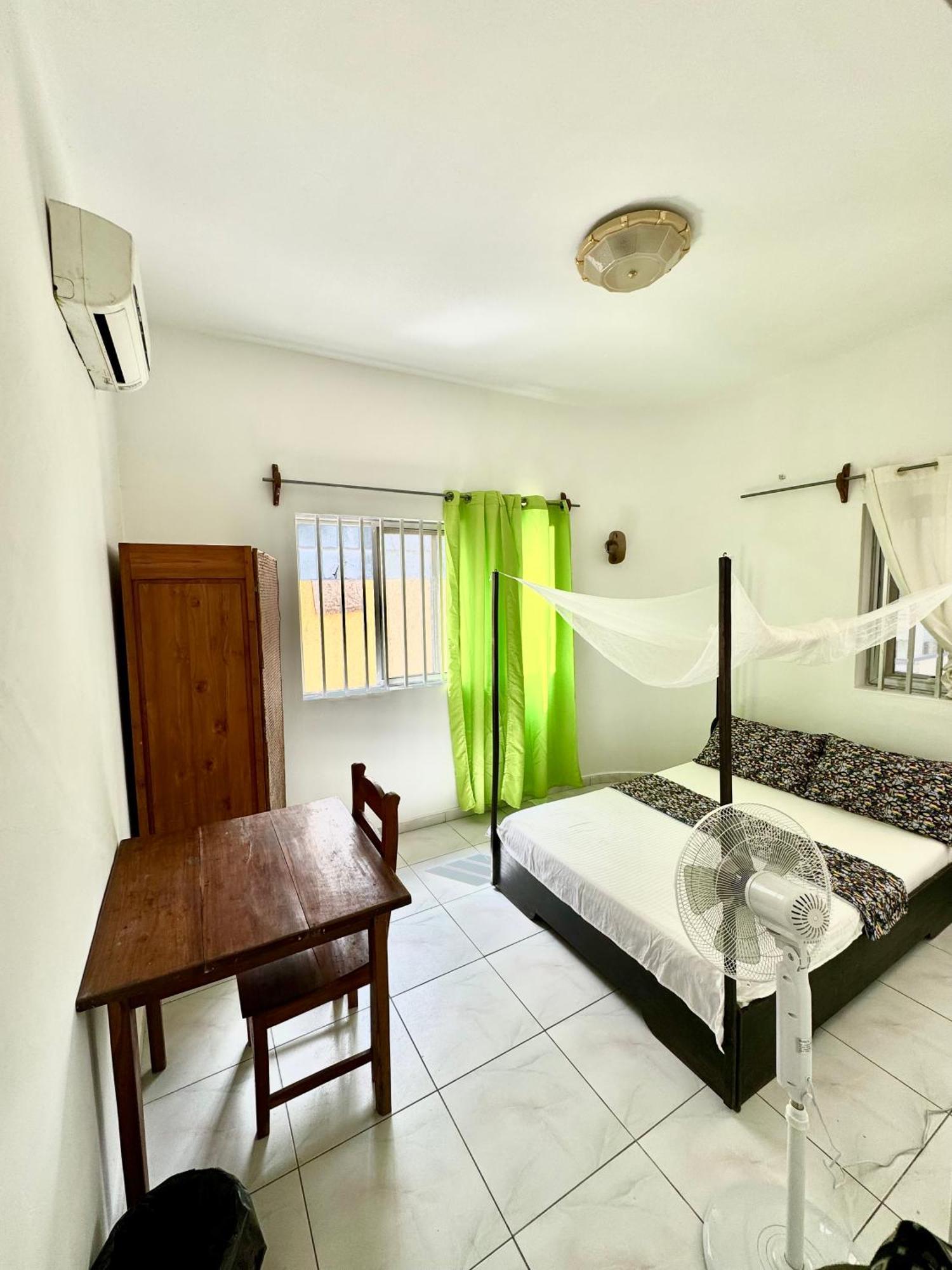 Guesthouse Cocotiers Κοτονού Εξωτερικό φωτογραφία