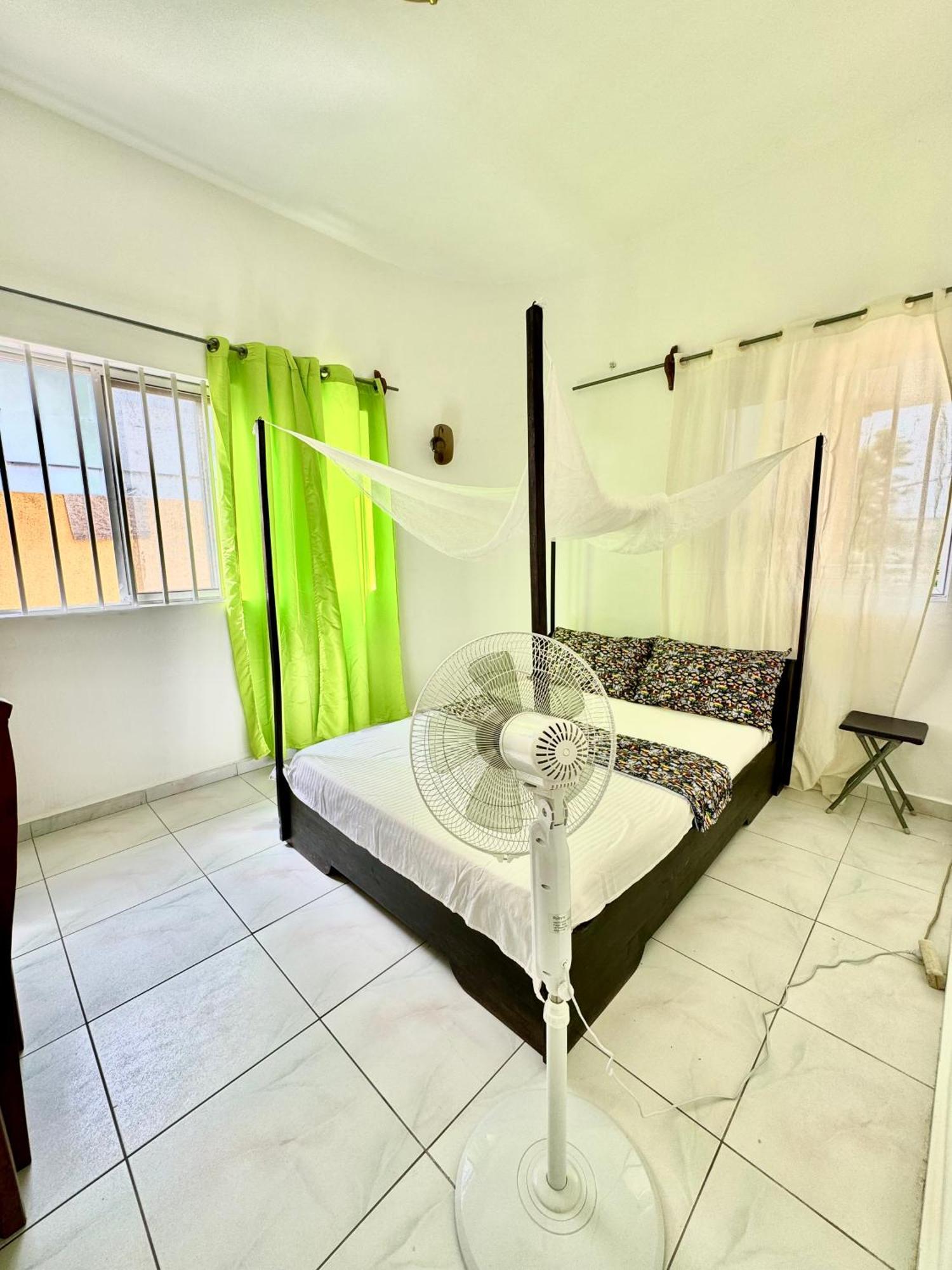 Guesthouse Cocotiers Κοτονού Εξωτερικό φωτογραφία