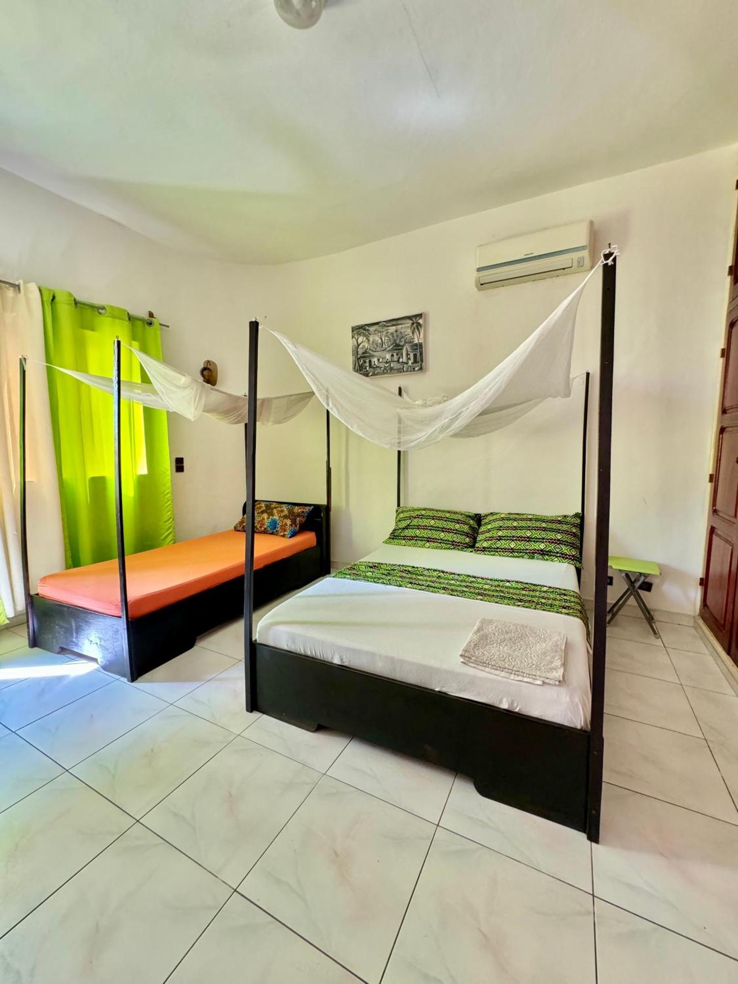 Guesthouse Cocotiers Κοτονού Εξωτερικό φωτογραφία