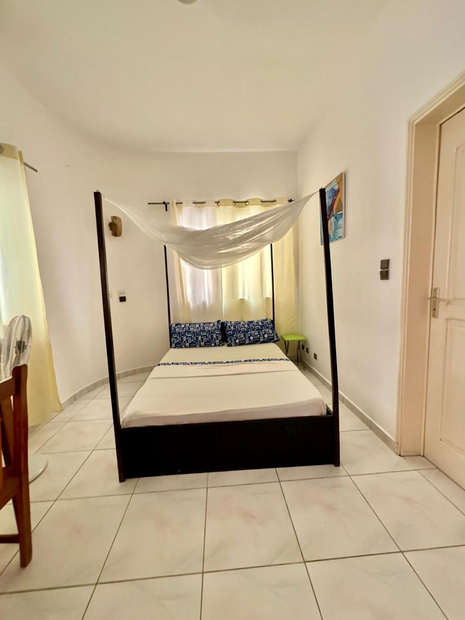 Guesthouse Cocotiers Κοτονού Εξωτερικό φωτογραφία